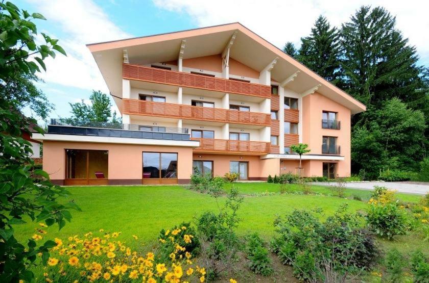 Alpe-Adria Apartments Chanel Top12 Oberaichwald  Esterno foto
